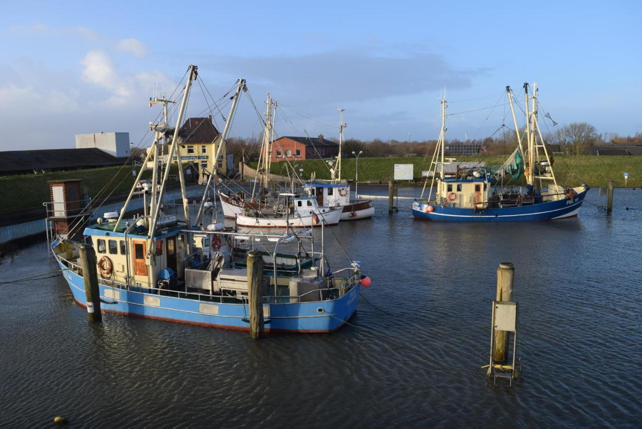 Heimathafen Ueber Hafen-Pub Apartment Pellworm Bagian luar foto